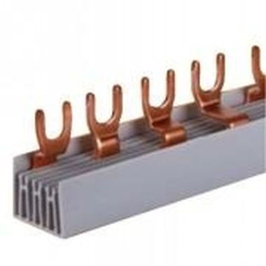 Kamgeleider Eurovario vork hybride 4 naar 2-polige 10mm² 18 mod (L1-L2-L3-N / L1+N-L2+N-L3+N) RCBO combinatie