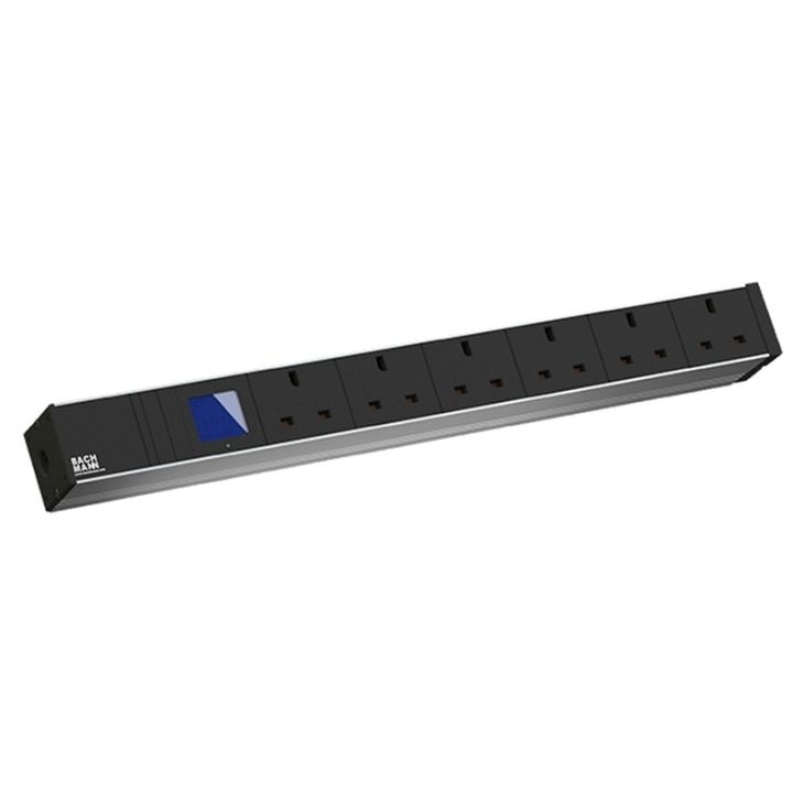 Kantoor elektrificatie en kabelmanagement - Bachmann - BN0500 19" 1U power strip all plastic parts black, 8x UK 90° - 800.2068