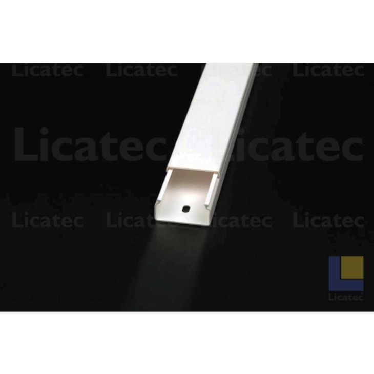 Matériel d'installation - Licatec - Goulotte CK mini RAL 7035 CK30x15mm - 9014