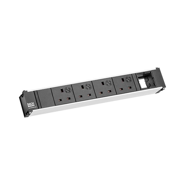 CONI powerstrip 5 modulen (4x UK 5A 1x Lege mod) GST18i3